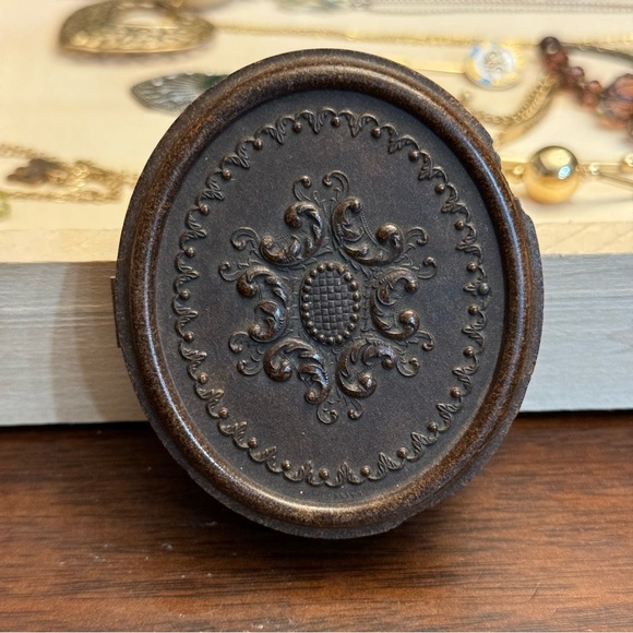 Antique 1856 S. Speck/H. Halverson Wooden Photograph Genuine Union Case Hinged - Picture 4 of 16